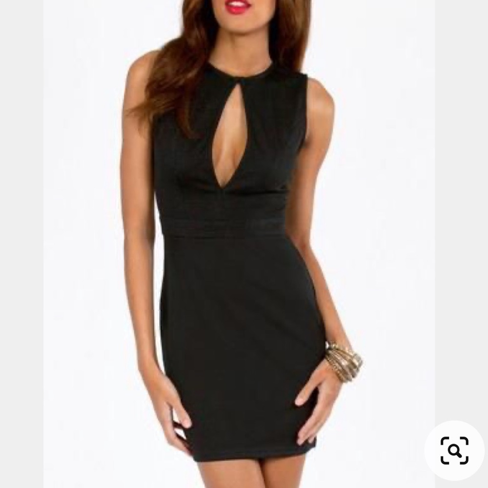 The perfect little black dress